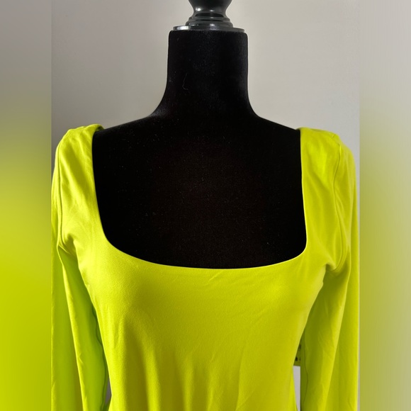 Wundermost Ultra-Soft Nulu Square-Neck Long-Sleeve Bodysuit - Picture 3 of 8